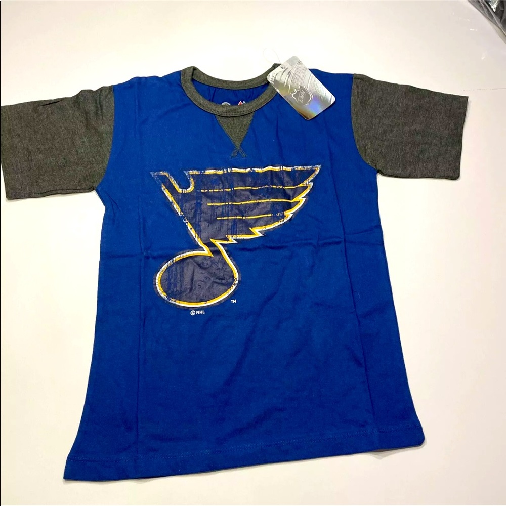 NHL Women’s St. Louis Blues Short Sleeve Tee Size S NEW WITH TAGS